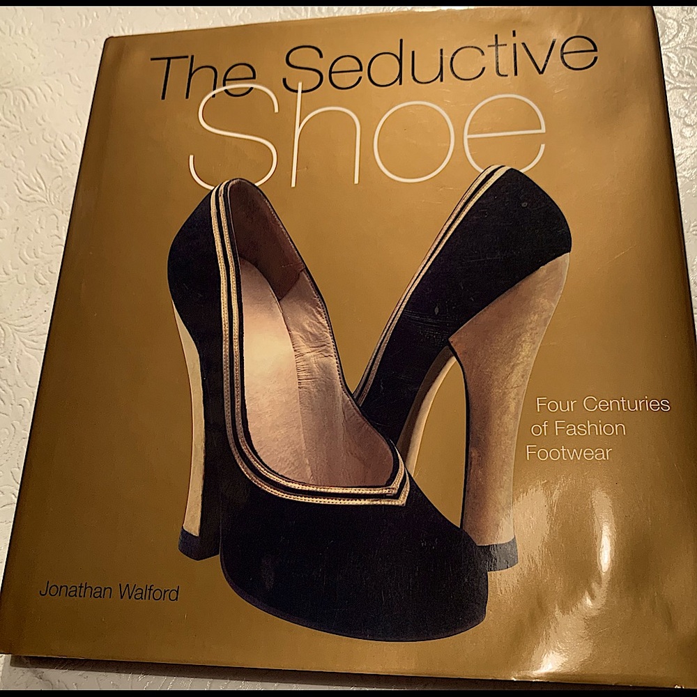The Seductive Shoe book and 6 mini artistic shoes